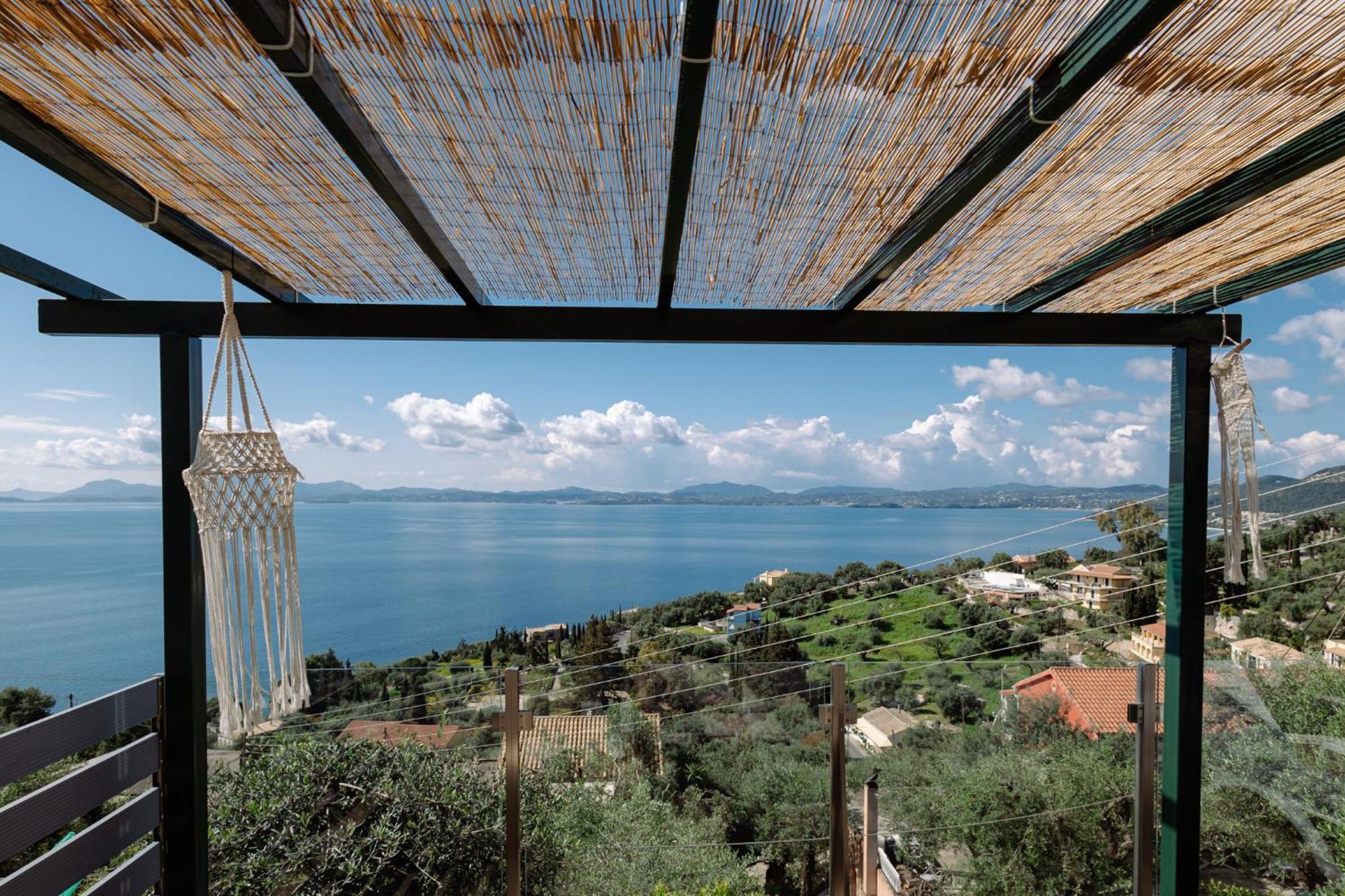 The Greystone Seaview House By Konnect Villa Nisaki  Dış mekan fotoğraf